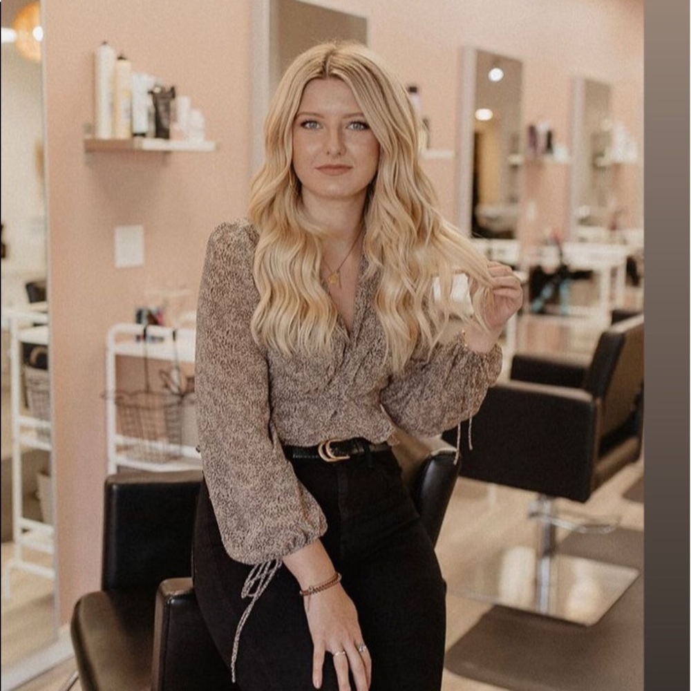 Meet your Posher, Mallory